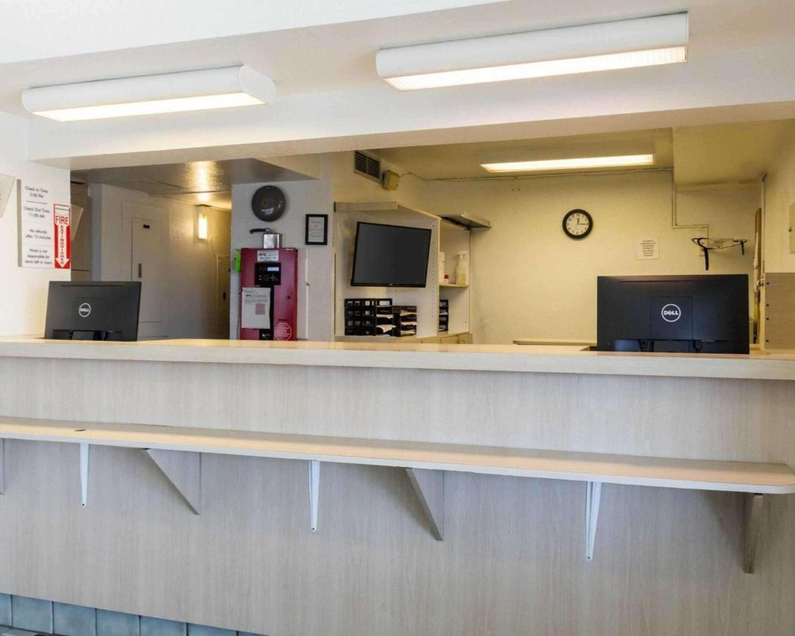 Rodeway Inn Columbus Ngoại thất bức ảnh