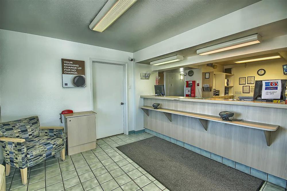 Rodeway Inn Columbus Nội địa bức ảnh